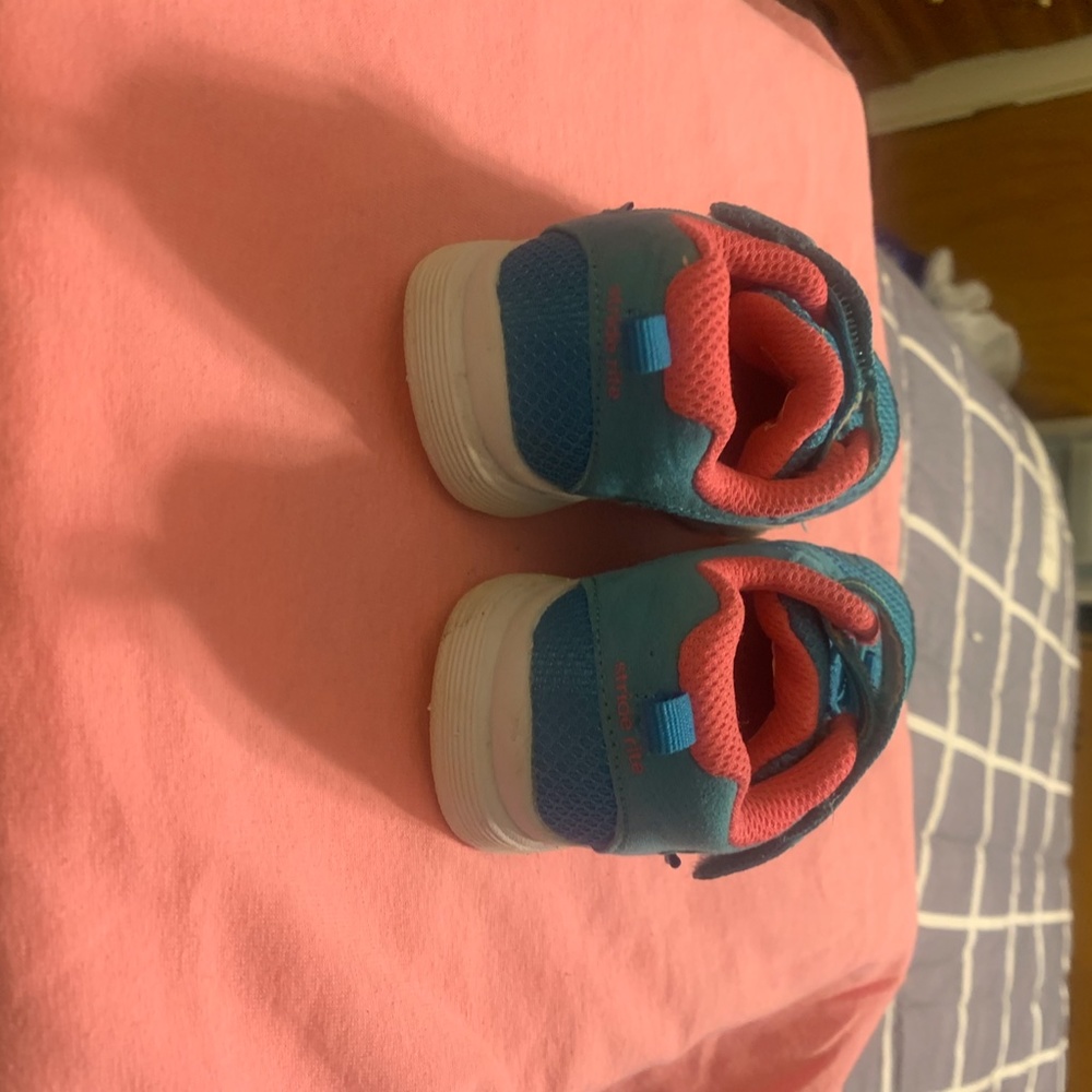 Stride Rite - Picture 3 of 5